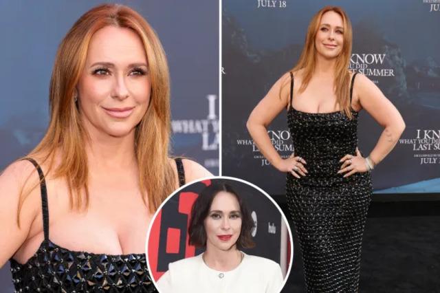 She’s Back and Bold: Jennifer Love Hewitt’s Stunning Red Carpet Return Ignites Fierce Debate